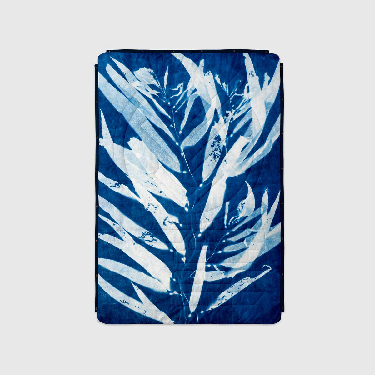 VOITED CloudTouch® Indoor/Outdoor Camping Blanket - Kelp Blankets VOITED 