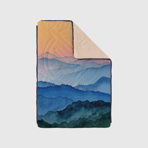 VOITED CloudTouch® Indoor/Outdoor Camping Blanket - Nomadsland