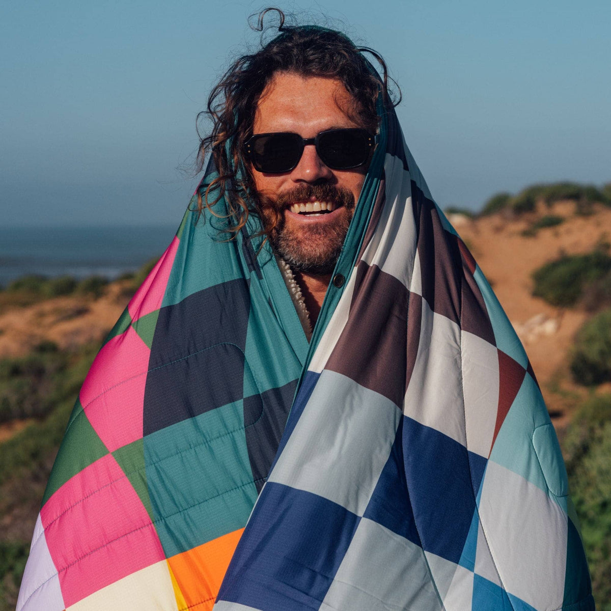 VOITED CloudTouch® Indoor/Outdoor Camping Blanket - Orbit Blankets VOITED 