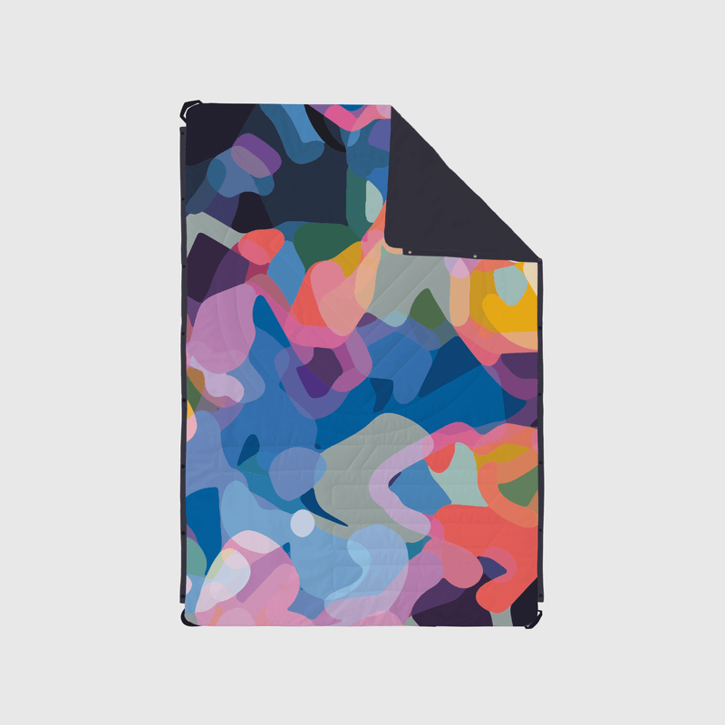 VOITED Compact Picnic & Beach Blanket - Beyond Real Blankets VOITED 