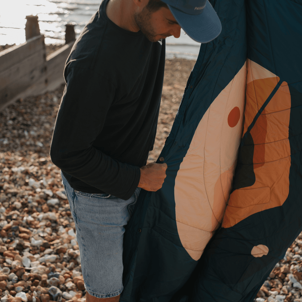 
VOITED Couverture de camping extérieure en Ripstop recyclé - Jour & Nuit
