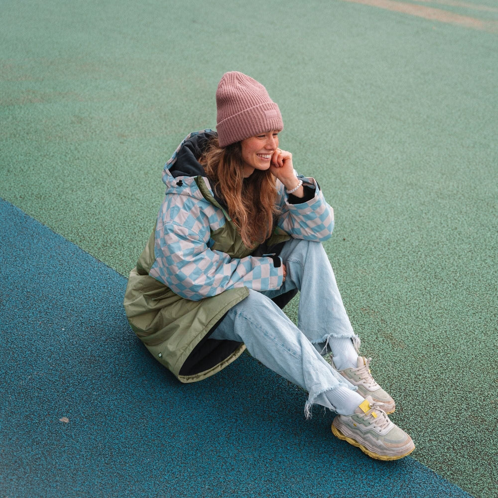 VOITED 3rd Edition Outdoor Changing Robe & Drycoat for Surfing, Camping, Vanlife & Wild Swimming - Blue Dancer