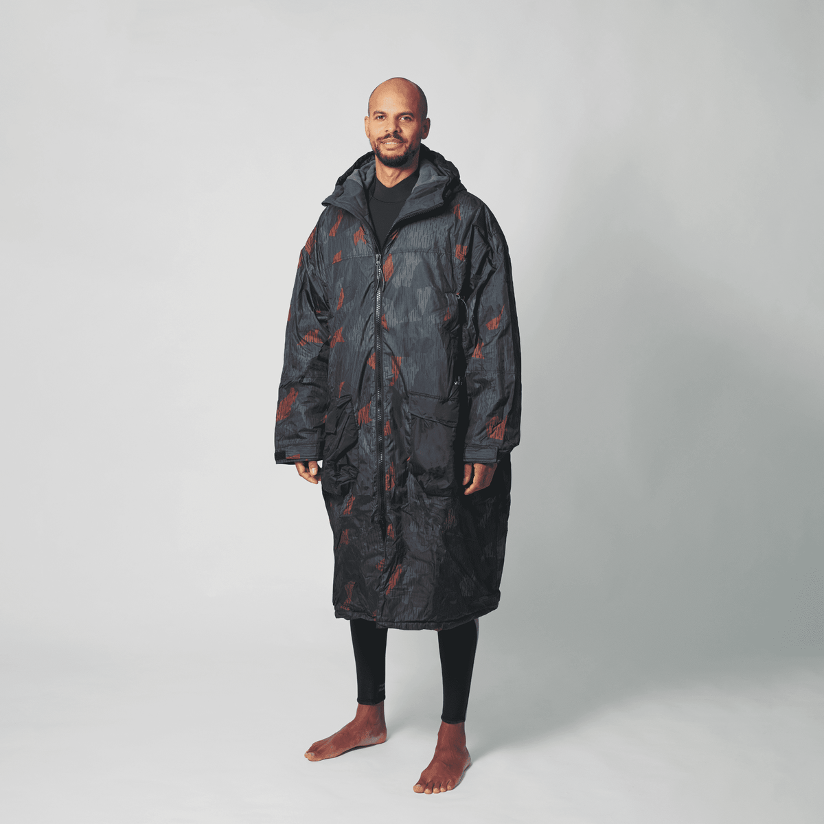 VOITED 2nd Edition Outdoor Change Robe & Drycoat for Surfing, Camping, Vanlife & Wild Swimming - Moment Camo Changewear VOITED 